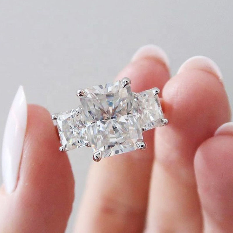 Is moissanite suitable for engagement rings?