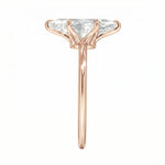  ApolloGem, this exquisite ring showcases a 6-claw setting that enhances its brilliance and sophistication. Made from premium gold, this round-cut engagement ring epitomizes luxury and elegance, making it the perfect symbol of your enduring love.