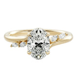 Integrated secure shared-prong oval five-stone marquise and round band in yellow gold ApolloGem