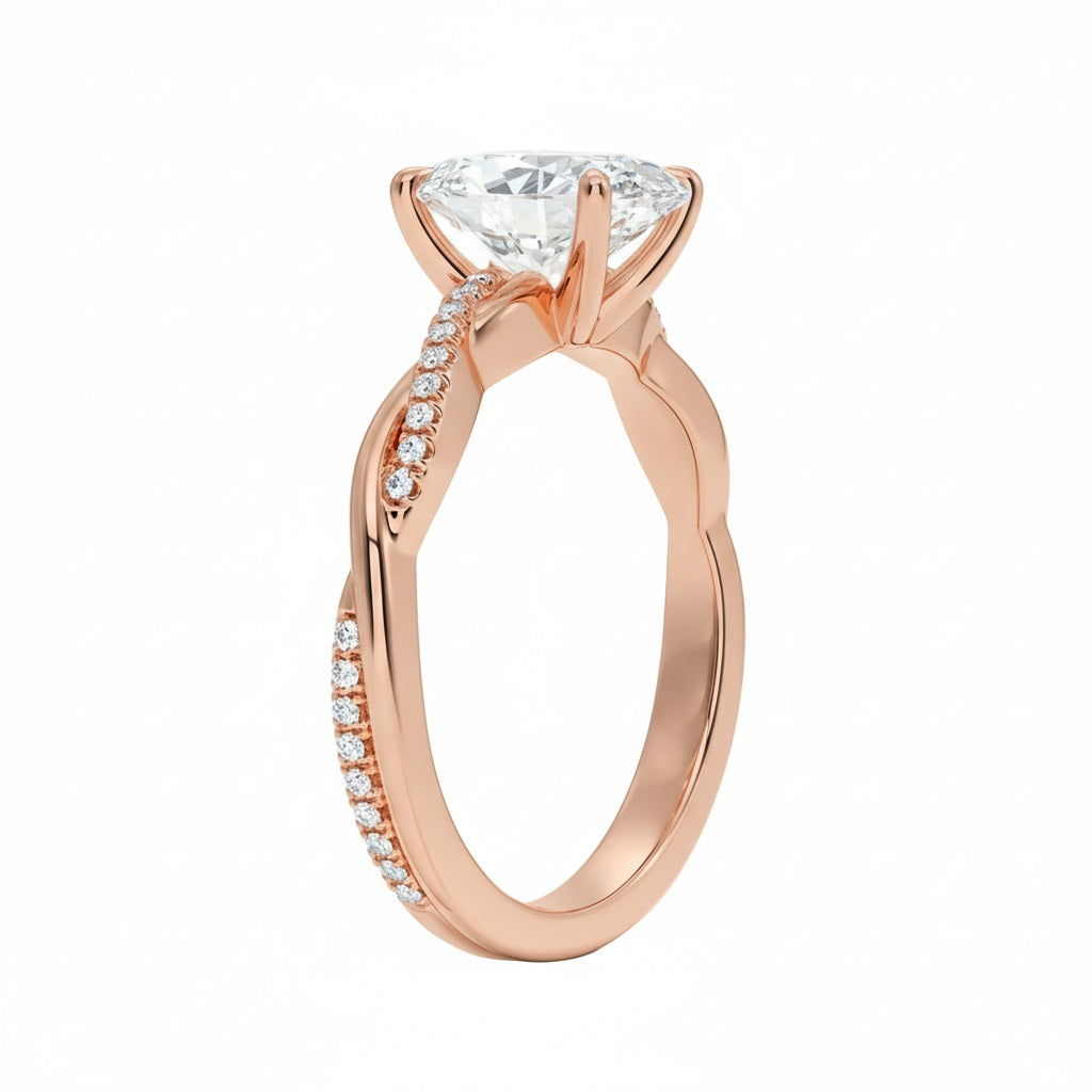  Side profile of the Oval Solo Vine ring showing the contrast between the smooth gold and pavé-set strands.