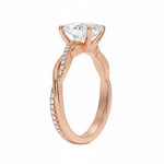  Side profile of the Oval Solo Vine ring showing the contrast between the smooth gold and pavé-set strands.